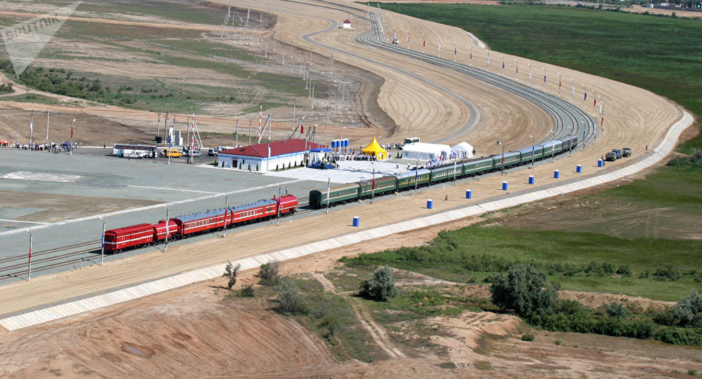 حرکت اولین قطار راه آهن تجاری استانبول - شیان/ چین ایران را دور نمیزند.